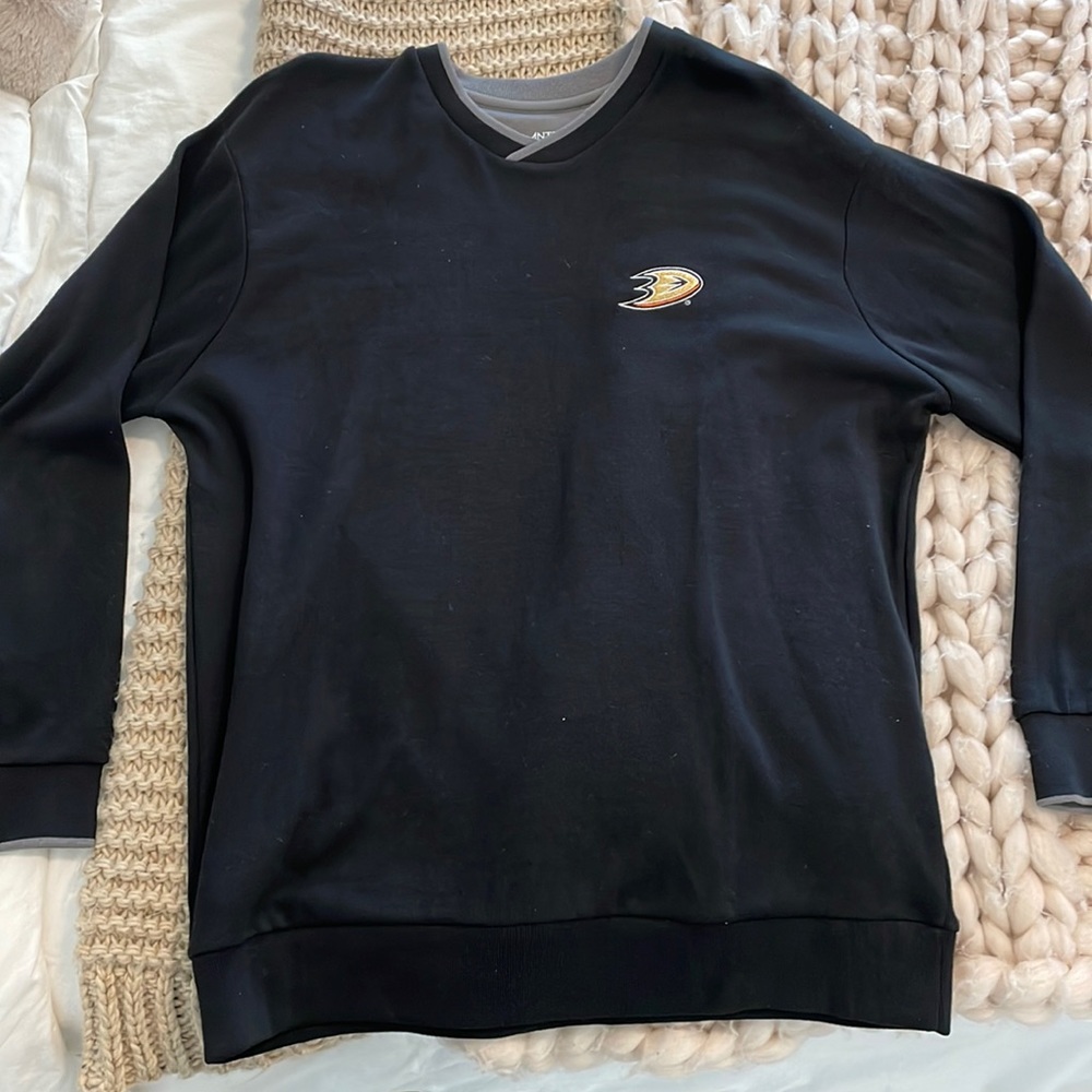 Men’s Anaheim Ducks sweater